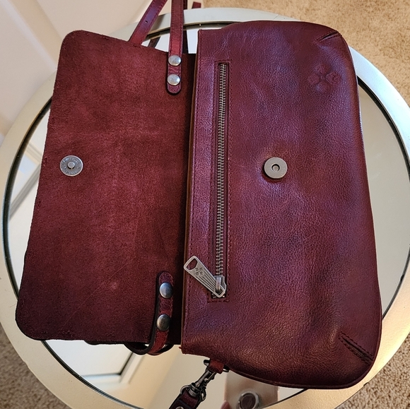 Patricia Nash Baku Leather Crossbody Clutch in Red / Pomegranate color - Picture 12 of 12